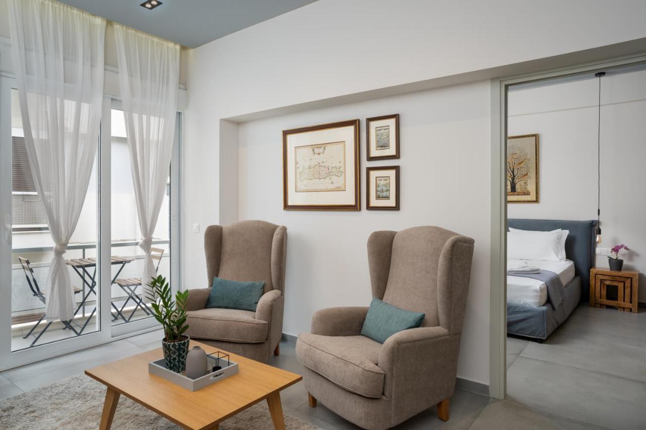 Crown Designed Apartment Athen